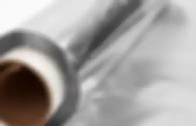 Jangan Simpan Sisa Makanan Menggunakan Aluminum Foil! Kenapa?