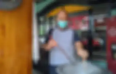 Bertahan Hidup di Tengah Pandemi, Ini Kisah Pilot Banting Stir Jadi Pedagang Mie Ayam, Sempat Jualan Baju Online hingga Terinspirasi Teman