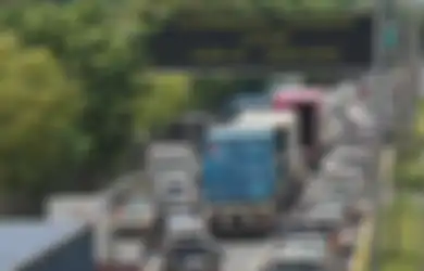 Hore! Jokowi Tambah Hari Libur Nasional di Bulan Ini, Simak Jadwal Libur Panjang Natal dan Tahun Baru 2021