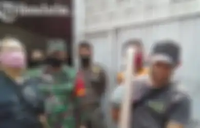 Jaga Rumah Bupati Kediri, Satpol PP Kecolongan, Kembang Api Berukuran Besar Dilempar 2 Orang Tak Dikenal ke Kediaman Haryanti Sutrisno, Polisi Sebut Ada Ancaman