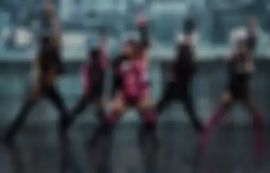 Kocak, Cewek Jepang Bikin Parodi Epik Lagu 'Rain On Me' Lady Gaga