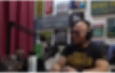 Diminta Undang DPR Jadi Narasumber Podcastnya, Deddy Corbuzier Malah Sebut Nama Ini Saat Didesak Segera Bahas UU Cipta Kerja, Siapa Ya?