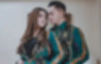 Serius Jalin Hubungan dengan Dory Harsa, Nella Kharisma Mendadak Jadi Perbincangan Usai Fotonya Dandan Ala Pengantin Menyebar, Sang Manajer: Tunggu Aja Ya 9 September