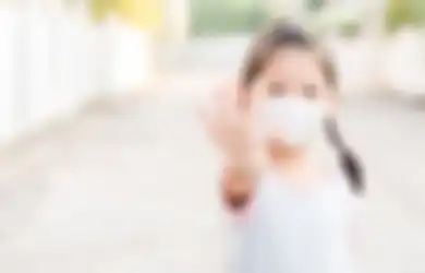 Waspadai Kemungkinan Kaitan Mata Merah dengan Gejala Covid-19 pada Anak