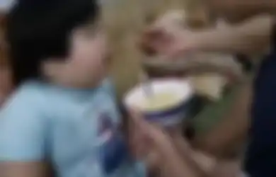 Dijejali Makanan Secara Paksa Demi Konten, Orang Tua Ini Paksa Anaknya yang Masih 3 Tahun Punya Bobot 50 Kg, Pelaku dapat Ancaman Keras dari Netizen