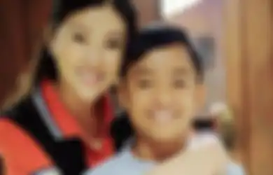 Menjerit-jerit, Sarwendah Terlihat Gemetaran Saat Disuruh Betrand Peto Naiki Benda Ini, Istri Ruben Onsu: Nyoo...