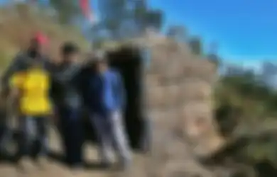 Bikin Kaget Pendaki Hingga Heboh di Medsos, Sosok Ini Sudah 2,5 Tahun Tinggal di Puncak Gunung Wilis, Kisah Di Baliknya Begitu Mengharukan