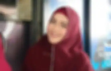 Belum Ada Sebulan Sandang Status Janda, Meggy Wulandari Sudah Pamer Foto Bareng Laki-laki, Netizen: Udah Selesai Ya Masa Iddahnya?
