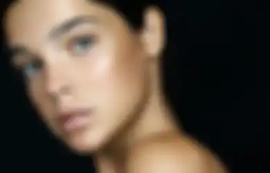 Mau Wajah Tampak Glowing Natural? Kuncinya 5 Trik Makeup Ini!