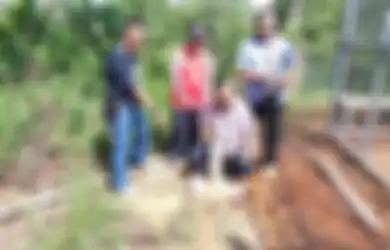 Bagai Petir di Siang Bolong, Malaysia dengan Santainya Caplok Lahan 44 Warga Indonesia di Perbatasan Sampai Diberi Patok Baru, Sudah Ada Sertifikat Tanah Asli Sejak Lama Tetap Saja Dicuekin Negeri Jiran