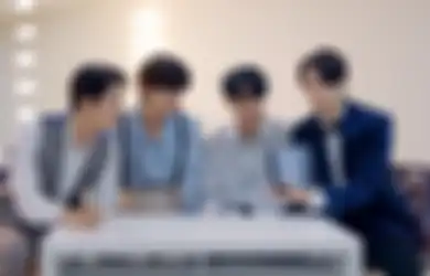 Begini Aksi Boyband BTS Saat Unboxing Samsung Galaxy Z Fold 2, Bikin Gemas!