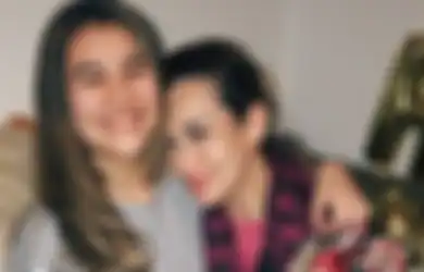 Hidup Nelangsa Jalani Hidup Tanpa Adjie Massaid hingga 2 Ibunya Mendekam di Penjara, Aaliyah Massaid Haramkan Air Matanya Tumpah Perkara Masalah Hidup: Enggak Usah Terlalu Disedihin