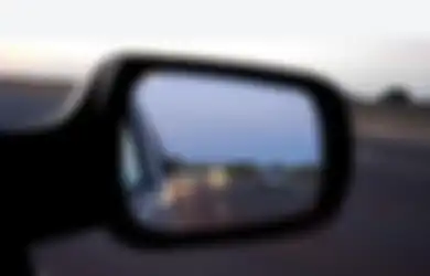 Mengapa Kaca Spion Kendaraan Bermotor Menggunakan Cermin Cembung? Kunci Jawaban Belajar dari Rumah TVRI Kelas 4-6 SD