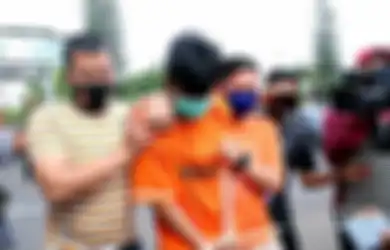 Penusuk Syekh Ali Jaber Bertingkah Aneh Saat Dengar Suara Pengajian, Tetangga Ungkap Perilaku Kesehariannya