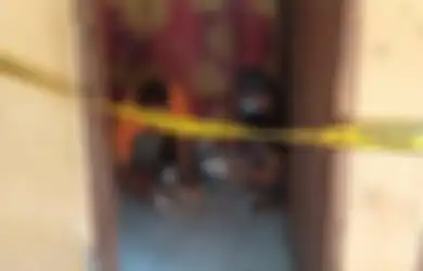 Tercium Bau Busuk Saat Pintu Indekos Dibuka, Warga Temukan Bocah 1 Tahun Menangis Sendirian di Samping Jasad Ibunya, Begini Keterangan Polisi