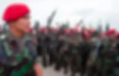 Merah Warna Baret Pasukan Khusus Indonesia Kopassus, Ini Makna Warna dan Posisi Baret TNI