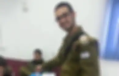 Jauh-jauh Datang dari London Demi Gabung Tentara Israel, Pemuda Ini Tiba-tiba Menyadari Sesuatu yang Salah: Saya Berjalan-jalan dengan Sepatu Bot Militer di Masjid Mereka