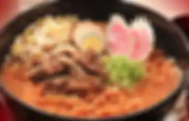 Terungkap Alasan Mengapa Orang Jepang Kalo Nyeruput Mi Suka Keluar Bunyi Nyaring