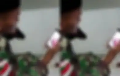 Demi Negara, Prajurit TNI Ini Rela Adzani Putrinya yang Baru Lahir Lewat Video Call di Tengah Tugasnya Jaga Perbatasan Indonesia, Begini Kisahnya yang Undang Tangis Netizen