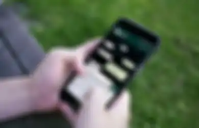 9 Alasan Chat Lo Nggak Dibalas Cewek Pas PDKT Padahal Doi Lagi Online