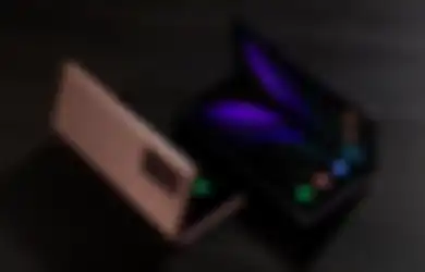 Harga HP Samsung Bekas Seri Foldable, Galaxy Fold Hanya Belasan Juta!