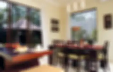 Bisa Dijadikan Tempat Berkumpul, Begini Trik Hadirkan Dapur Fungsional, Nyaman, dan Aman!
