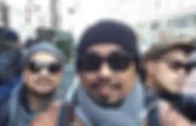 Unggah Foto Kenangan Bareng Trio Lestari, Tompi Ucapkan Selamat Ulang Tahun Untuk Glenn Fredly