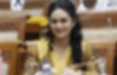 Sampaikan Pembelaannya Soal Pengesahan RUU Cipta Kerja, Krisdayanti: Tidak Ada Niat untuk Memanjakan Pengusaha atau Investor