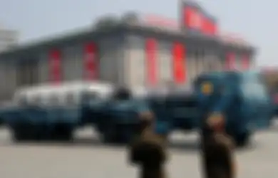 Rayakan Ulang Tahun Partai Pakai Parade Militer Besar-besaran, Kim Jong Un Larang Pejabat Asing Dekati Tempat Acara, Alasan Aneh Ini Dipakai Sebagai Tamengnya