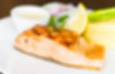 Antara Ikan Tuna dan Salmon, Mana yang Lebih Sehat untuk Dikonsumsi?