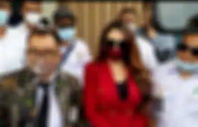 Suaminya Kecewa Nita Thalia Pakai Baju Terbuka, Istri Pertama Nurdin Rudythia Banjir Air Mata di Depan Kamera: Dulu Nggak Gitu 