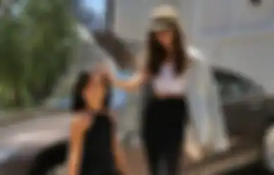 Putri Sulungnya Ingin Berpakaian Sama Sepertinya, Nia Ramadhani: Lo Harus Workout dan Lo Harus Usaha...