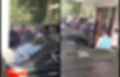 Kediamannya Dipenuhi Belasan Mobil Mewah Sampai Dikira Showroom, Penghuni di Greenlake City Ini Digeruduk 30 Sekuriti, Begini Kata Polisi