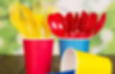 Hati-hati Kanker, Ini Alasan Tak Boleh Panaskan Makanan di Wadah Plastik