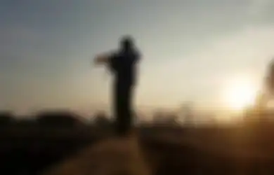 Tragis! Pria Ini Tewas Seketika Saat Asik Jogging dengan Luka Parah, Dihantam Balok Kayu Gulungan Senar Layangan Lepas