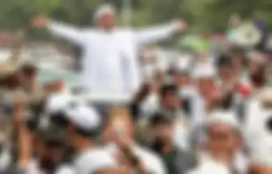 Soroti Kerumunan Massa FPI, Pengamat Lihat Ada Unsur Kesengajaan: Nyali Aparat Ciut Melihat Massa Rizieq Shihab Berkumpul 