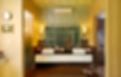 Boleh Saja Wallcover Diaplikasikan di Kamar Mandi, Ini Cara Amannya