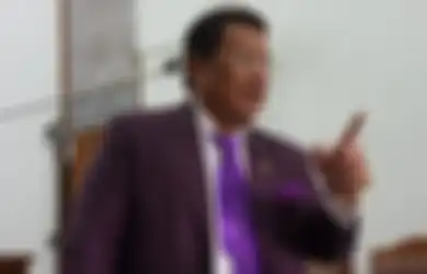 Ngaku Nggak Level Temenan Sama Orang yang Makan di Pinggir Jalan, Pemain TikTok Sombong Kena Sindir Hotman Paris, Sang Pengacara: Come On, Berapa Sih Honor TikTok?