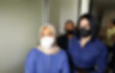 Bertatap Muka dengan Penyebar Video Syur Mirip Dirinya, Syahrini Luapkan Unek-unek, Berharap Terdakwa Divonis 8 Tahun Penjara, Istri Reino Barack: Hati-hati Main Media Sosial