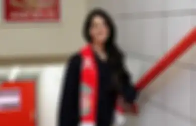 Lana Del Rey Nyanyi 'You'll Never Walk Alone' untuk Soundtrack Dokumenter Liverpool