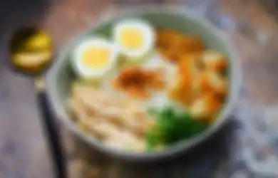 Muncul Pendatang Baru Team Bubur Ayam Pake Nasi, Netizen: Penistaan Bubur Nih