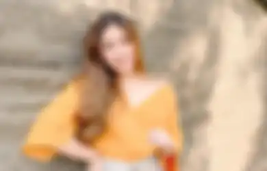 5 Gaya Pakai Outer Kece ala Winda Earl, Nasabah Maybank yang Uangnya Raib 20 Miliar!