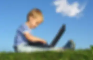 Banyak Main Internet, Risiko bagi Anak: Gangguan Pemusatan Perhatian