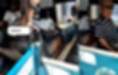 Viral, Curigai Kakek-kakek Berduaan di dalam Bajaj dengan Seorang Gadis, Warga Pergoki Keduanya Berbuat Mesum: Pakai Celana Lo!