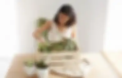 Biasa Masuk Tempat Sampah, Ternyata 6 Benda Ini Bisa Buat Tanaman Lebih Subur, Mau Coba?