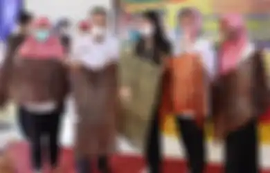 Jawaban Apa Dampak Cinta Produk Indonesia Bagi Para Pengrajin Dalam Negeri Kelas 6 SD Tema 4