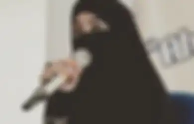 Bukti Umi Pipik Hidup Mandiri Meski Tak Ambil Harta Warisan Mendiang Suami, Janda Uje Kepergok Lakukan Hal Ini Sendiri: Sambil Disholawatin