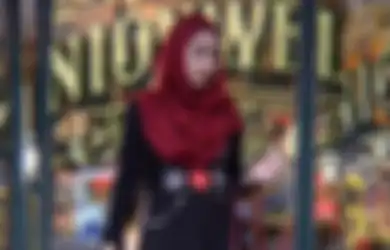 Yuk Tiru 6 Gaya Anak Cindy Fatikasari, Tengku Syaira Buat Tampil Kece Pakai Rok!