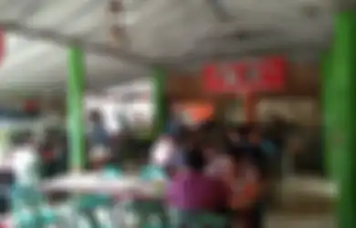 Ternyata Rumah Orang, Satu Keluarga Kaget Usai Kunjungi 'Warung Makan' Ini, Akhirnya Malah Dapat Rejeki Tak Terduga