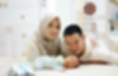 Ambil Tisu dan Seketika Bersihkan Lantai, Citra Kirana Akui Kesal dengan Perlakuan Suami yang Tumpahkan ASI, ‘Sumpah Nyebelin Banget’